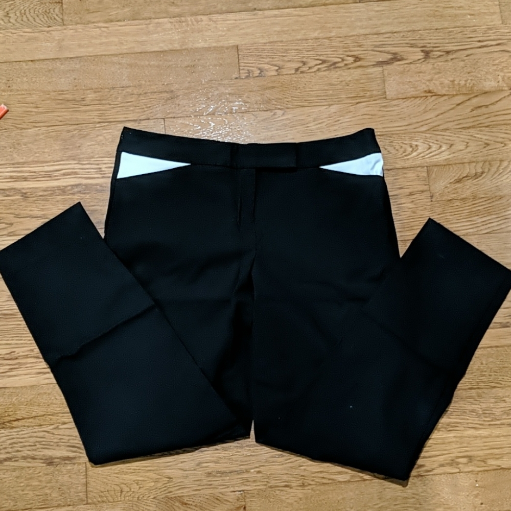 The limited black capri